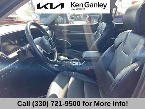 Certified 2023 Kia Telluride S w/ S Sunroof Package image 42