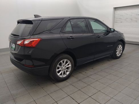 Used 2019 Chevrolet Equinox LS w/ LS Convenience Package FWD image 10