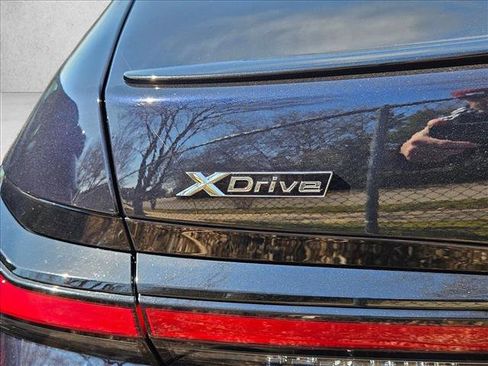 Certified 2024 BMW 760i xDrive image 11