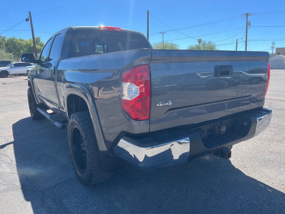 Used 2014 Toyota Tundra SR5 w/ SR5 Upgrade Package AWD/4WD image 5