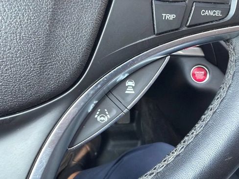 Used 2017 Acura MDX SH-AWD image 22