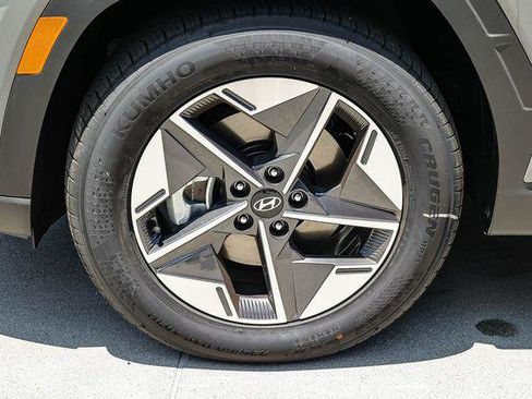 New 2026 Hyundai Tucson SEL FWD image 9