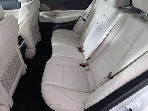 New 2026 Mercedes-Benz GLE 450 4MATIC image 11