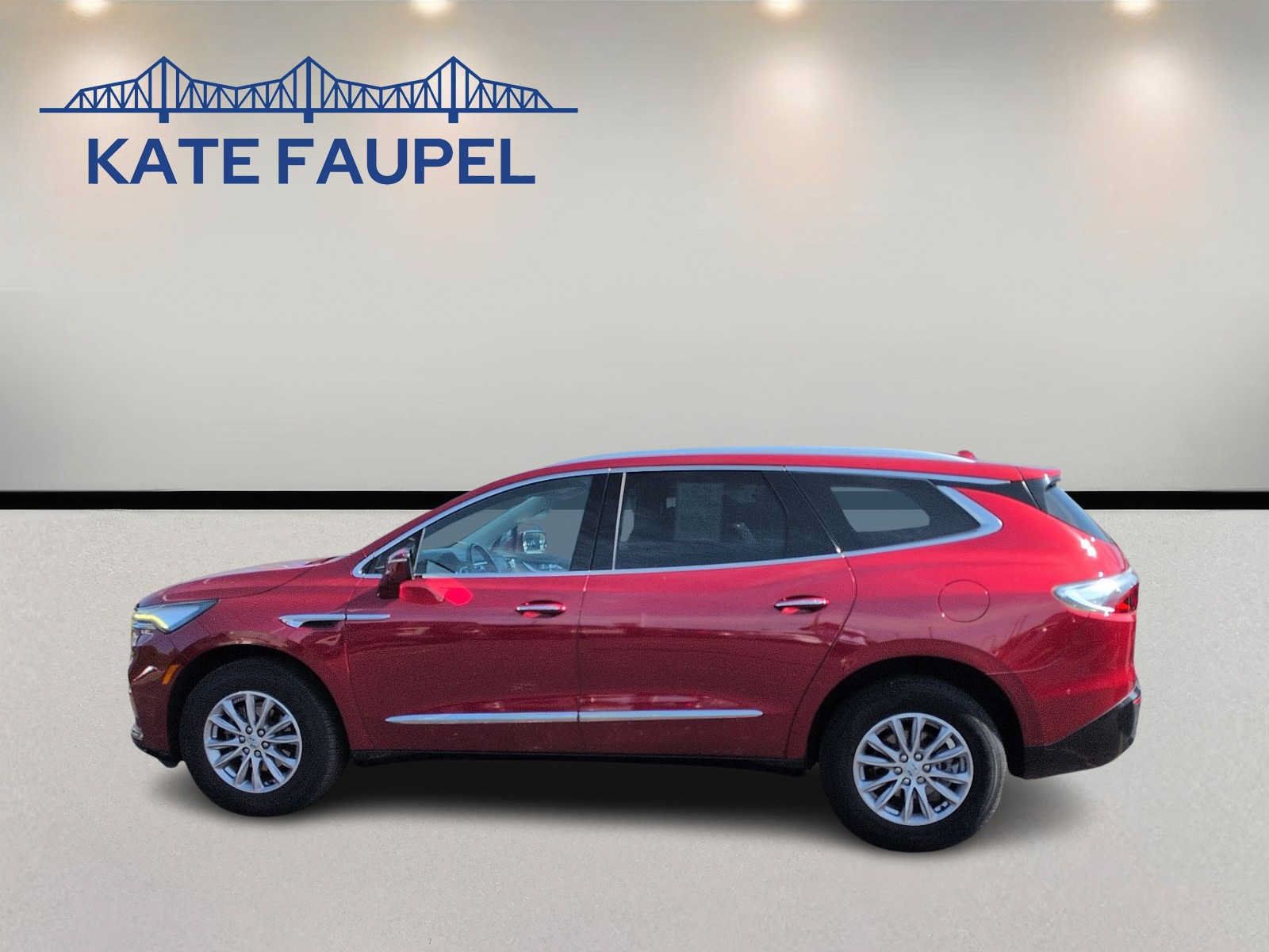 Used 2023 Buick Enclave Essence FWD image 4
