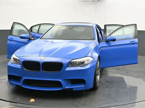 Used 2013 BMW M5 Base image 46