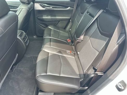 Used 2024 Cadillac XT5 Premium Luxury w/ Technology Package AWD/4WD image 11