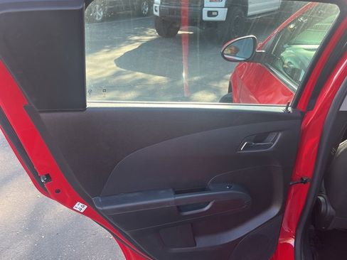 Used 2015 Chevrolet Sonic LT image 17