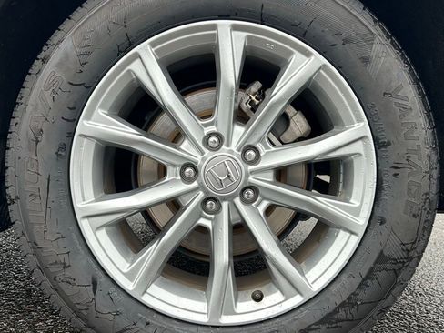 Used 2024 Honda CR-V EX image 27