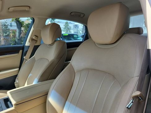 Used 2018 Genesis G80 3.8 RWD image 13