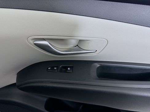 Used 2024 Hyundai Tucson Blue image 31