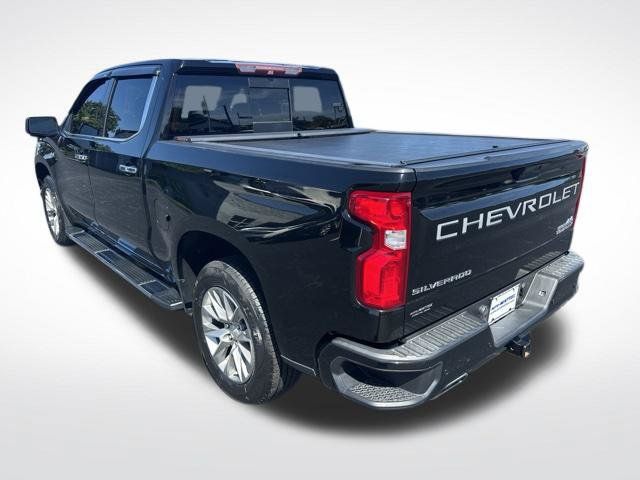 Used 2019 Chevrolet Silverado 1500 High Country w/ Technology Package AWD/4WD image 3
