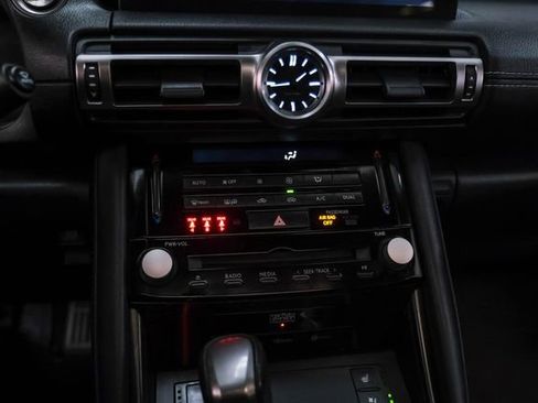 Used 2022 Lexus IS 350 F Sport image 27