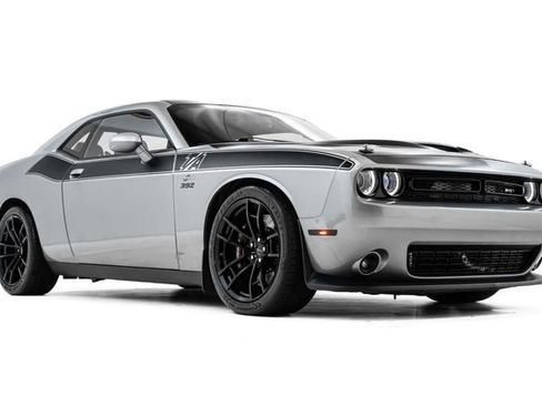 Used 2018 Dodge Challenger T/A image 6