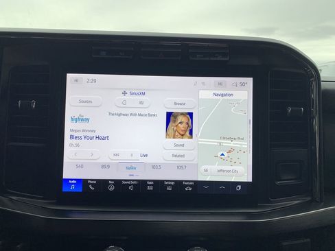 Used 2024 Ford F250 Lariat w/ Sport Appearance Package image 11