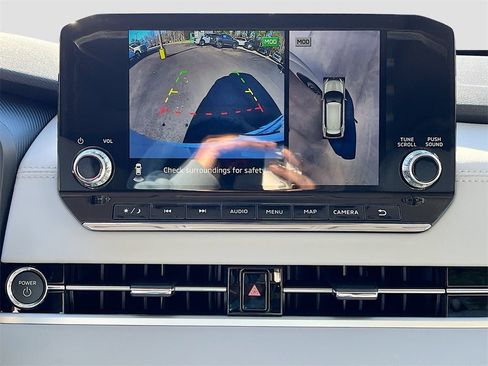 New 2025 Mitsubishi Outlander SEL image 12