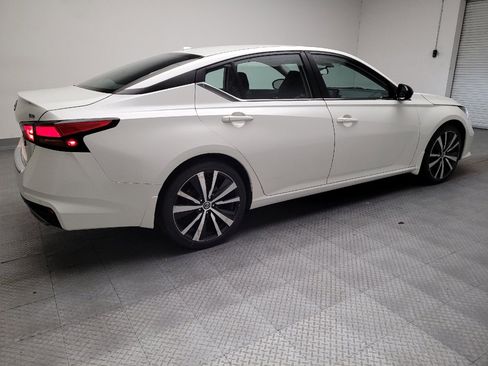 Used 2022 Nissan Altima 2.5 SR FWD image 10