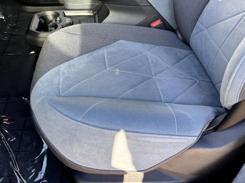 Used 2026 BMW iX xDrive45 w/ Premium Package image 17