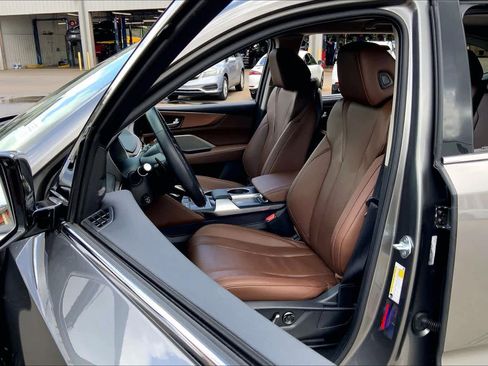 Used 2023 Acura MDX FWD w/ Technology Package image 8
