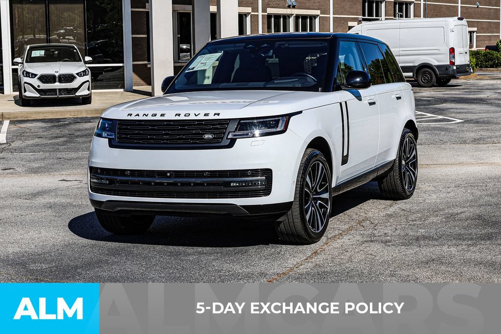 Used 2023 Land Rover Range Rover SE AWD/4WD image 3