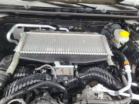 Used 2023 Subaru Outback Touring XT AWD/4WD image 9