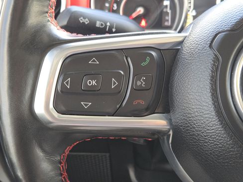 Used 2022 Jeep Gladiator Rubicon w/ LED Lighting Group AWD/4WD image 30