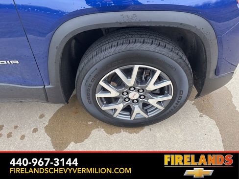 Certified 2023 GMC Acadia SLT w/ Technology Package image 64