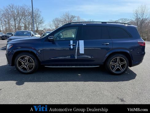 New 2026 Mercedes-Benz GLS 450 4MATIC image 5