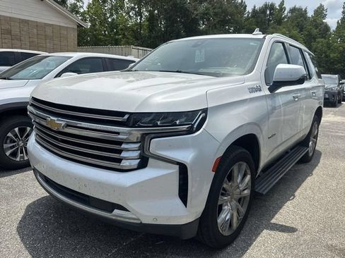 Used 2021 Chevrolet Tahoe High Country w/ Premium Package RWD image 13