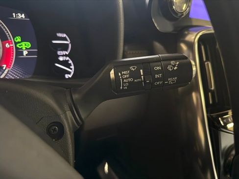 Certified 2022 Lexus LX 600 4WD w/ Luxury Package image 17