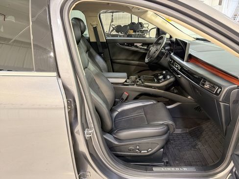 Used 2022 Lincoln Nautilus Reserve w/ Equipment Group 201A image 29