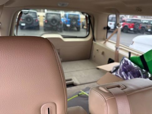 Used 2014 Ford Expedition EL XLT w/ Equipment Group 202A image 7