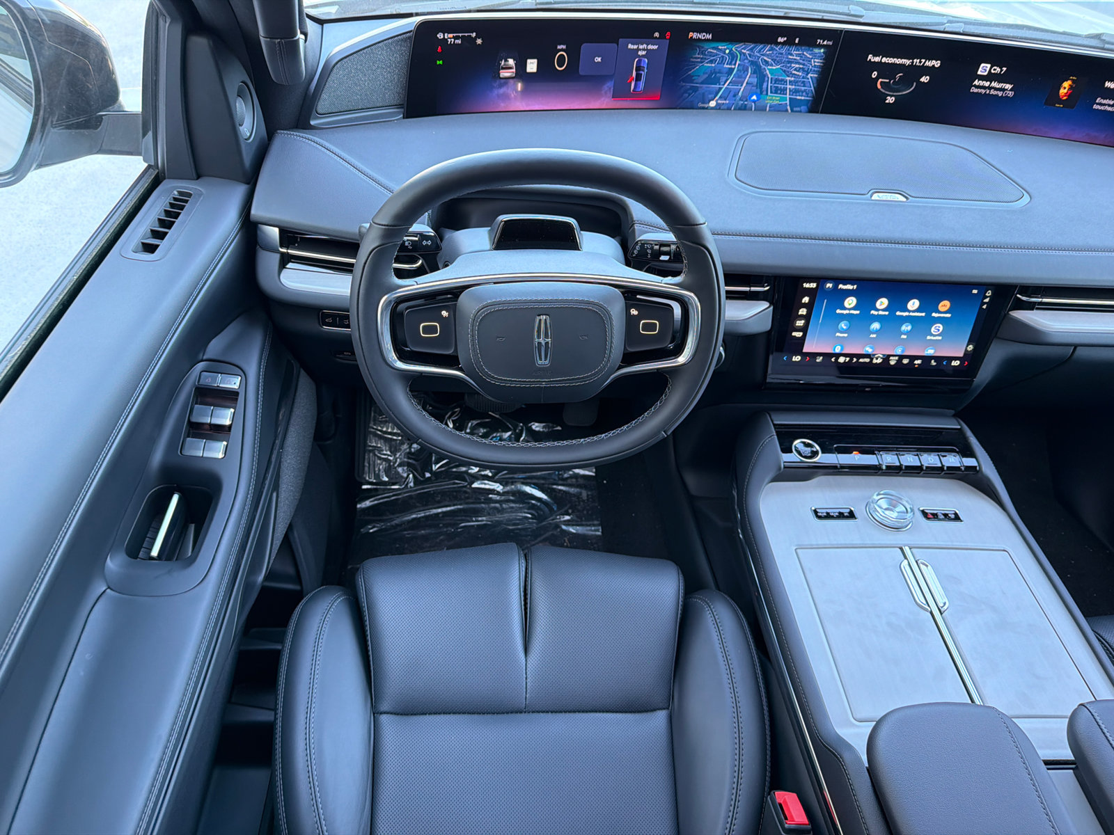 New 2026 Lincoln Navigator L Reserve w/ Jet Appearance Package AWD/4WD image 23