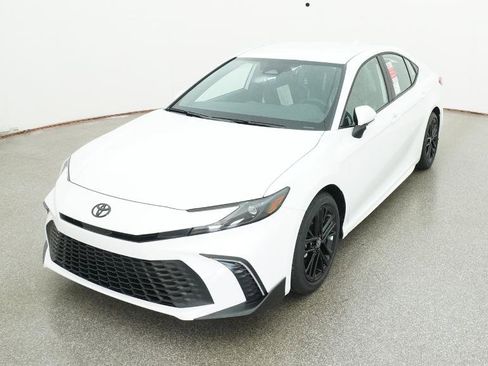 New 2026 Toyota Camry SE image 3