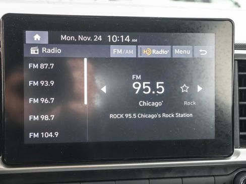 Certified 2023 Hyundai Venue SE image 21