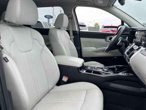 Used 2023 Kia Sorento SX Prestige AWD/4WD image 36