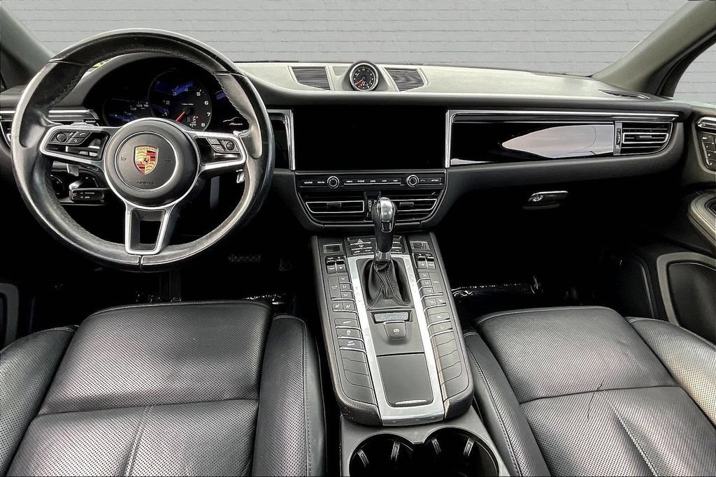 Used 2020 Porsche Macan AWD/4WD image 7