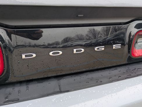 Used 2022 Dodge Challenger R/T Scat Pack w/ Shaker Package image 27