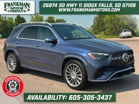 Used 2024 Mercedes-Benz GLE 450 4MATIC image 1