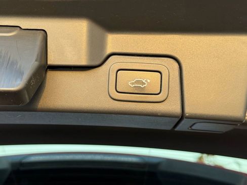 Used 2013 Land Rover Range Rover Evoque Pure Premium image 13