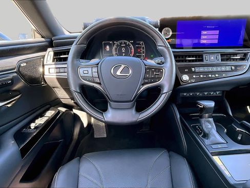 Certified 2024 Lexus ES 350 w/ Accessory Package (Z1) FWD image 5