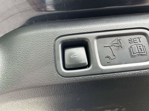 Used 2023 Ford Expedition XLT AWD/4WD image 14
