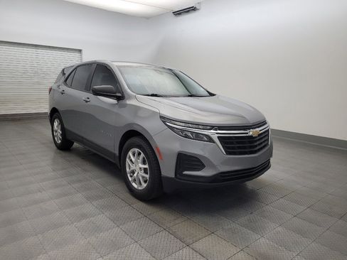 Used 2023 Chevrolet Equinox LS w/ LS Convenience Package FWD image 13