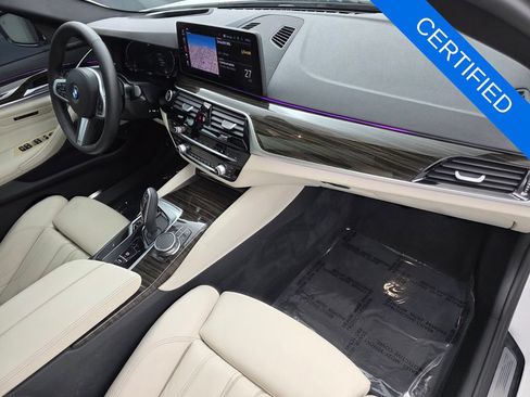 Used 2023 BMW 540i w/ M Sport Package RWD image 30
