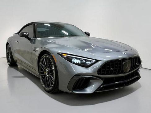 Used 2022 Mercedes-Benz SL 63 AMG 4MATIC image 11