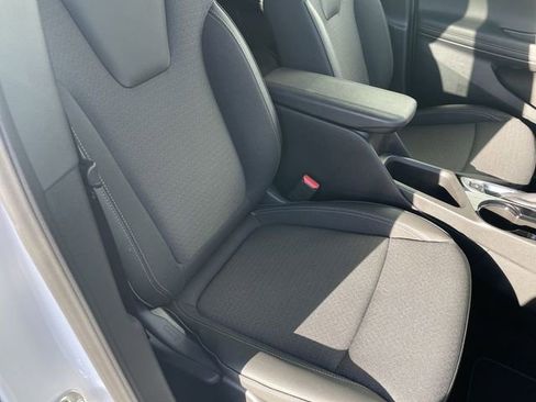 Used 2025 Buick Encore GX Preferred image 23