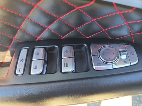 Used 2023 Genesis G70 3.3T w/ Sport Prestige Package image 29