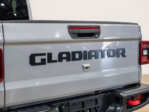 Used 2020 Jeep Gladiator Rubicon image 38