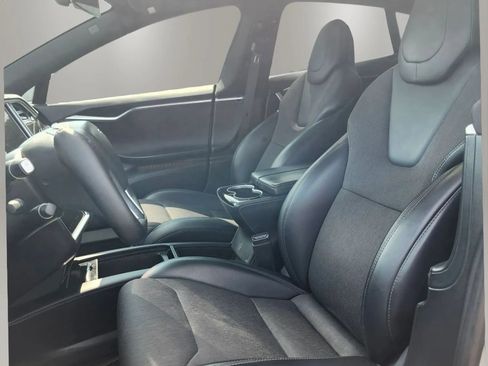Used 2017 Tesla Model S 75D AWD/4WD image 4
