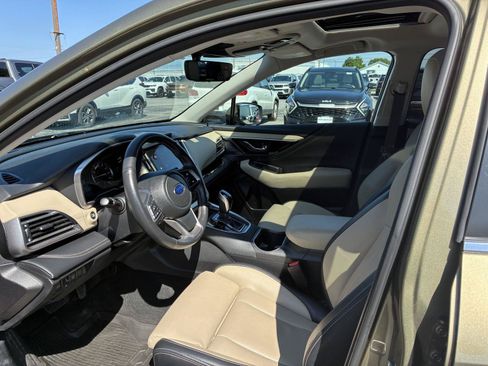 Used 2023 Subaru Outback Limited AWD/4WD image 21