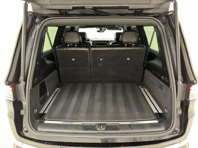 Used 2024 Jeep Grand Wagoneer L 4WD image 17